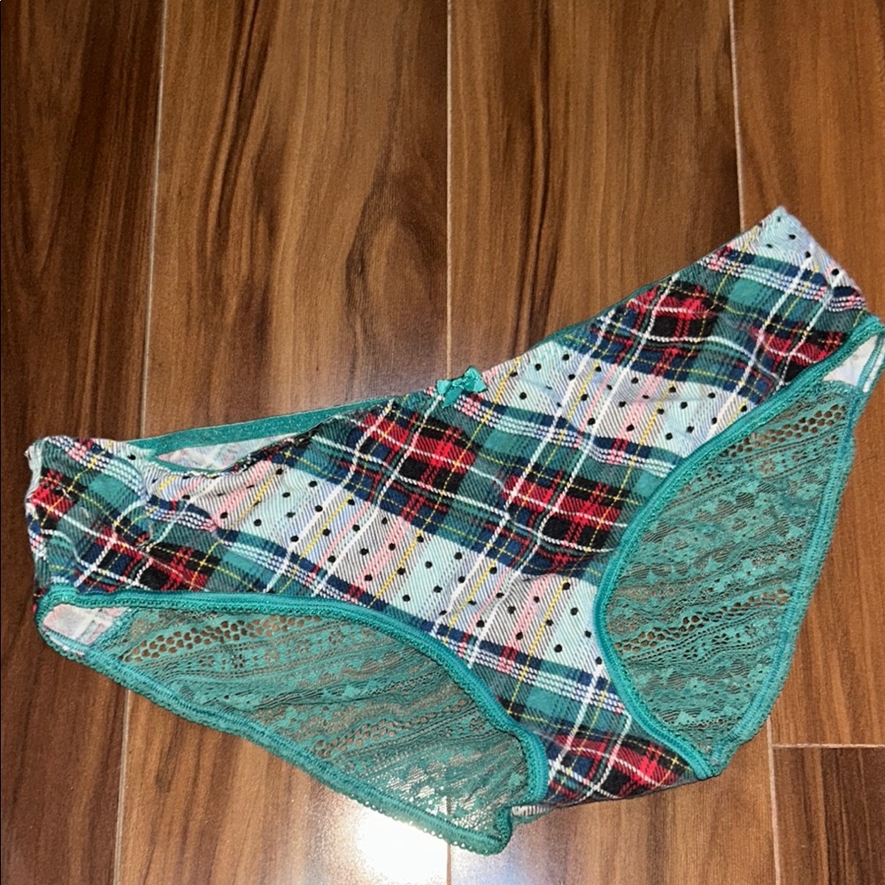 Large Victoria’s Secret lace back Hiphugger plaid panty - Picture 1 of 6